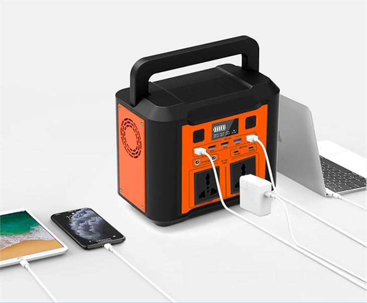 発電所ポータブル300W